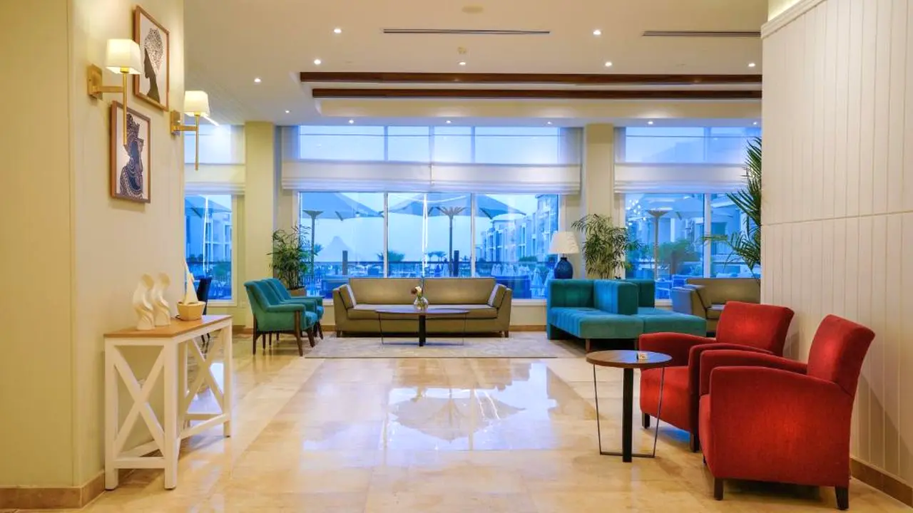 الفندق سيفيل بيتش (إيليت) - العين السخنة